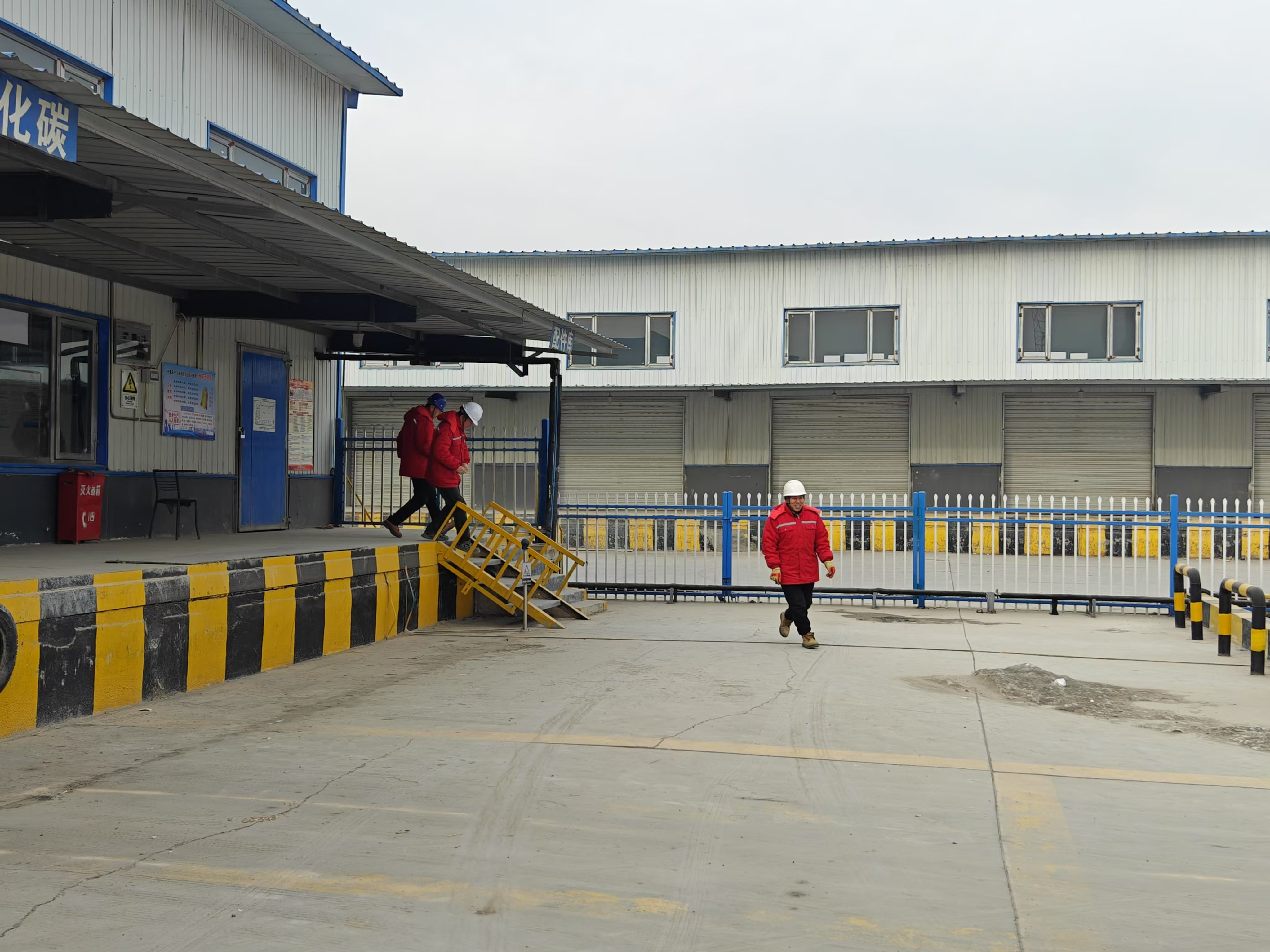 銀川永隆氣體有限公司|寧夏永隆氣體公司｜銀川氧氣銷售公司｜銀川氮?dú)怃N售公司|銀川干冰銷售公司｜銀川二氧化碳銷售公司｜銀川氫氣銷售公司｜寧夏氧氣銷售公司｜寧夏氮?dú)怃N售公司|寧夏干冰銷售公司｜寧夏二氧化碳銷售公司｜寧夏氫氣銷售公司